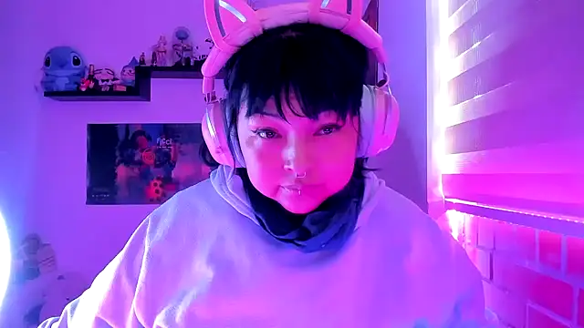 Shaddycute  online show from February 20, 2026, 6:08 pm