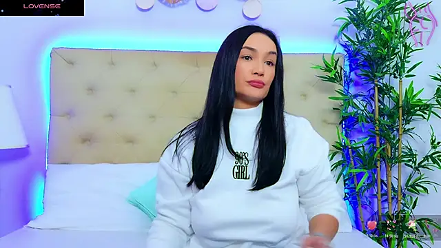 Snapshot of DaliyaArabian chatting on November 3, 2025, 12:50 pm DaliyaArabian online show from November 3, 2025, 12:50 pm