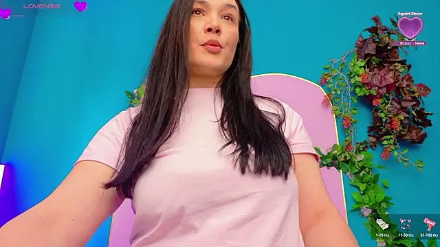 DaliyaArabian online show from May 13, 2026, 12:02 pm