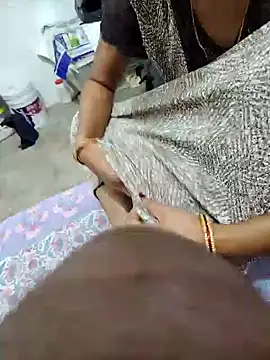 FeltedEuropium online show from November 7, 2025, 9:09 am