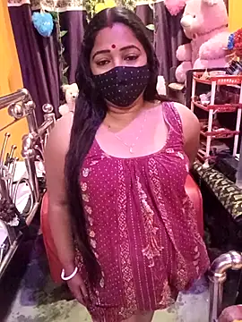 ella mariya online show from April 10, 2026, 7:18 pm