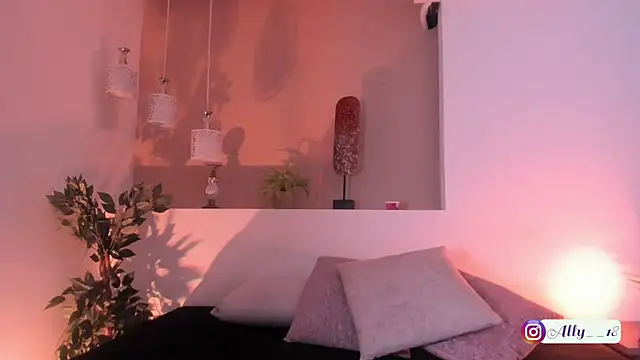 Ally addams online show from September 11, 2025, 10:21 pm