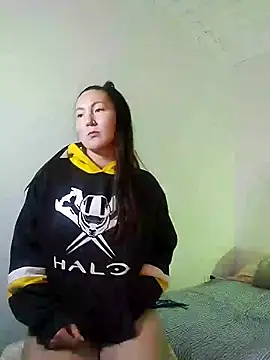 Elle Lee  online show from February 13, 2025, 2:12 am