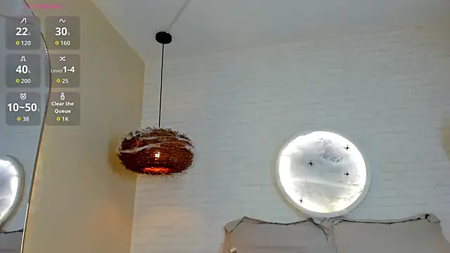 Elise Diamond online show from October 17, 2025, 11:18 pm