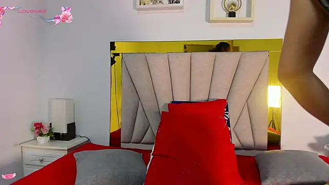 vahiolet fuentes online show from October 15, 2025, 3:06 am