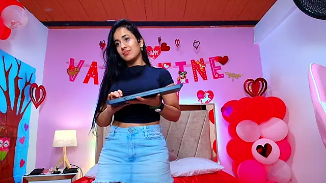 Miia harper  online show from February 14, 2025, 6:56 am