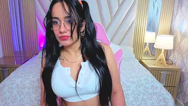 Miia harper  online show from September 14, 2025, 11:09 am