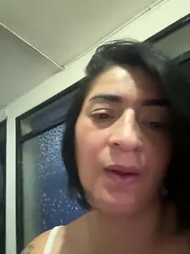 karenlennox1 online show from September 15, 2025, 9:26 pm