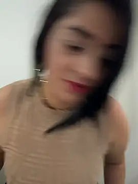 karenlennox1 online show from March 18, 2026, 10:46 pm