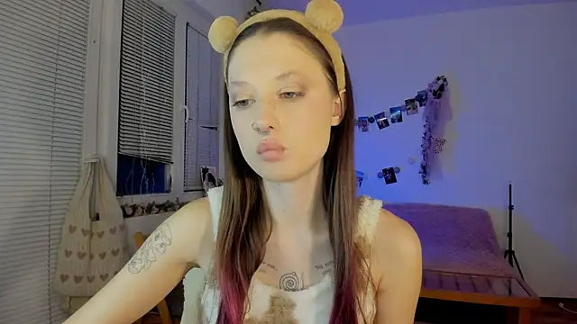 Snapshot of Jenny_darling_love chatting on January 8, 2025, 6:52 pm Jenny darling love online show from January 8, 2025, 6:52 pm