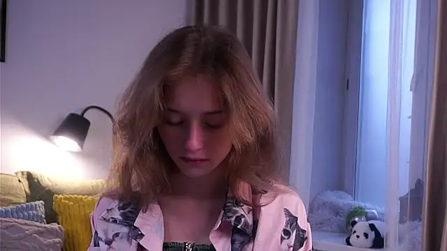 EdlinHargus online show from October 29, 2025, 1:41 am