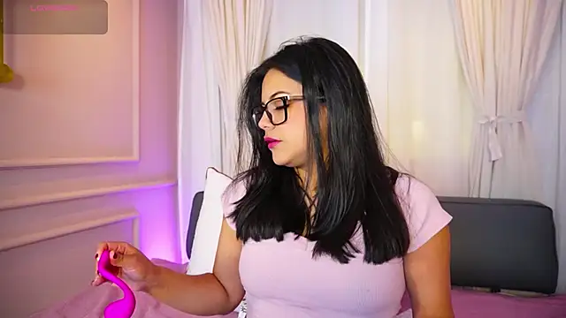 Sophia wilsonn  online show from September 13, 2025, 11:10 am