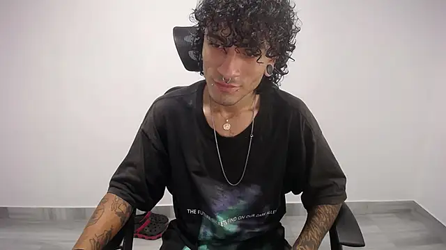 present the magic online show from March 7, 2025, 3:19 am