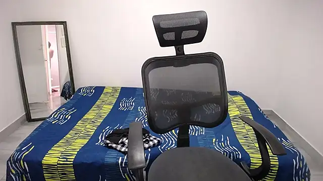 present the magic online show from November 24, 2025, 6:18 pm