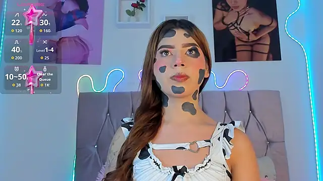 Ashley piinkk  online show from October 19, 2025, 10:38 am