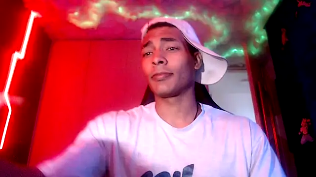 Jhonyblack 1 online show from December 3, 2025, 7:12 pm