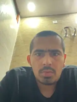 shivani0999 online show from February 13, 2026, 1:07 pm