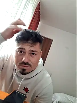 Snapshot of ionut_prince chatting on April 29, 2026, 4:11 pm ionut prince online show from April 29, 2026, 4:11 pm