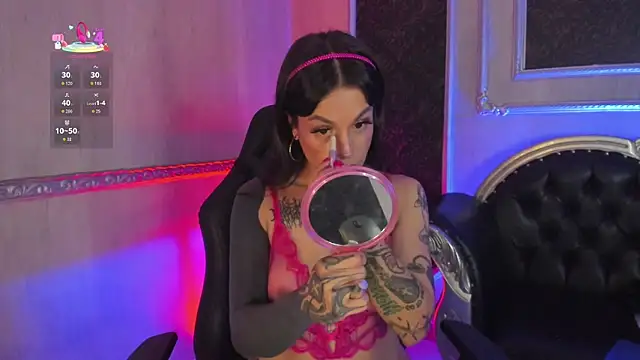 MeganDraco  online show from June 4, 2026, 1:17 pm