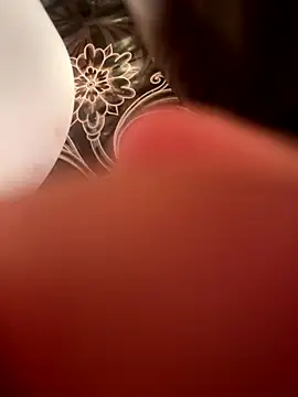 Apple-Boobs online show from October 18, 2025, 7:58 pm