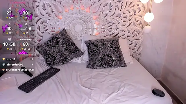 Snapshot of Paiige_peach chatting on January 31, 2026, 7:11 pm Paiige peach online show from January 31, 2026, 7:11 pm