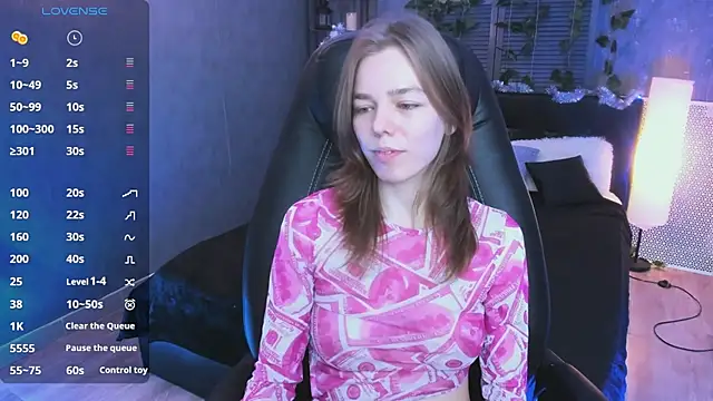 Snapshot of Tina_Tayllor chatting on December 9, 2024, 6:35 pm Tina Tayllor online show from December 9, 2024, 6:35 pm