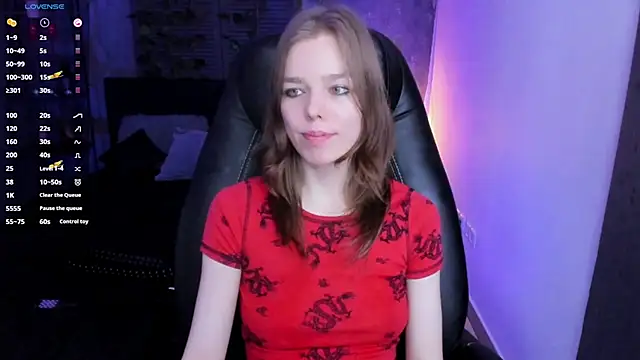 Snapshot of Tina_Tayllor chatting on February 1, 2025, 12:40 am Tina Tayllor online show from February 1, 2025, 12:40 am