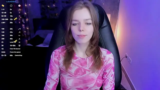 Snapshot of Tina_Tayllor chatting on February 11, 2025, 12:27 pm Tina Tayllor online show from February 11, 2025, 12:27 pm