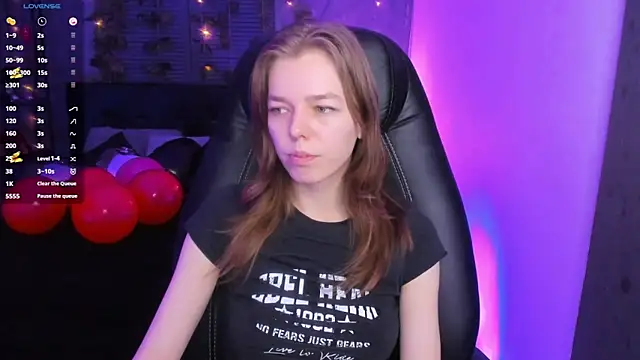 Snapshot of Tina_Tayllor chatting on February 26, 2025, 4:14 pm Tina Tayllor online show from February 26, 2025, 4:14 pm