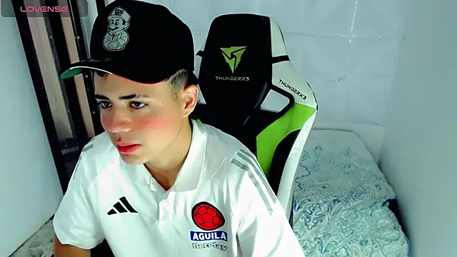 bby santi online show from December 6, 2024, 1:22 pm