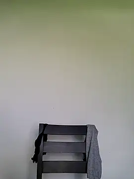 LuluzYPiero online show from February 17, 2025, 4:48 pm