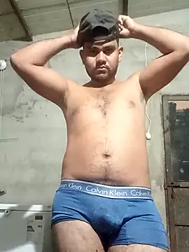 travieso2893 online show from March 9, 2025, 10:41 am