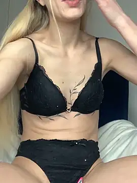 Lolitaxlola online show from March 23, 2026, 1:48 pm