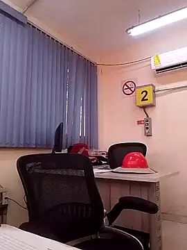 EnriquePersian197 online show from February 13, 2025, 7:21 pm