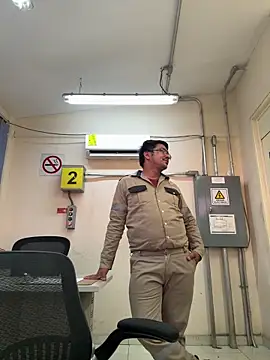 EnriquePersian197 online show from March 8, 2025, 12:11 am