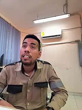 EnriquePersian197 online show from March 10, 2025, 6:56 pm