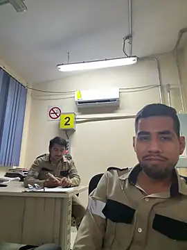 EnriquePersian197 online show from March 12, 2025, 11:20 am