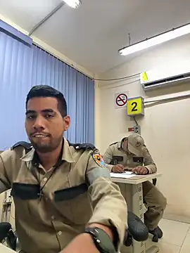 EnriquePersian197 online show from March 19, 2025, 11:39 am