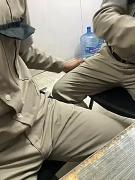 EnriquePersian197 online show from March 22, 2025, 1:32 am