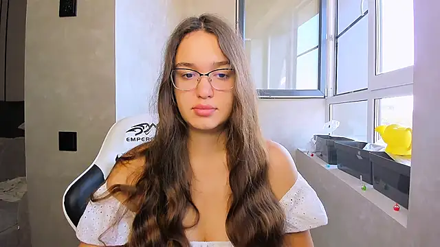 fancy bunny online show from September 24, 2025, 9:12 am