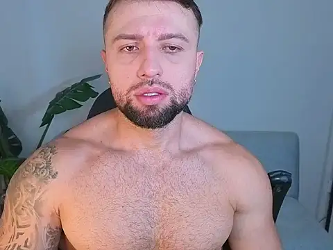 OwenMaximus814 online show from July 27, 2026, 6:59 pm