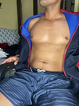 loveboyrp online show from February 12, 2026, 2:50 am