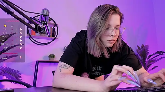 AliceSunday online show from January 16, 2025, 10:12 pm