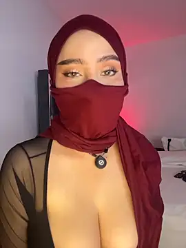 Snapshot of amaal_ chatting on June 5, 2026, 10:15 pm amaal online show from June 5, 2026, 10:15 pm