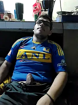 haxxxel007 online show from April 19, 2026, 6:10 pm