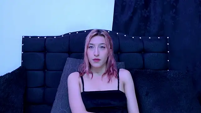 Snapshot of FULL_TENTATION_ chatting on February 18, 2025, 5:42 am FULL TENTATION  online show from February 18, 2025, 5:42 am