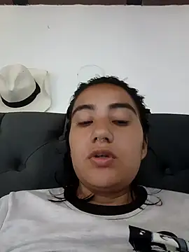 Hellen Alex online show from December 18, 2024, 2:38 pm