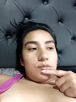 Hellen Alex online show from March 6, 2025, 8:37 pm