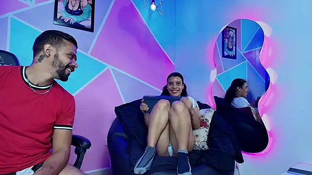 max ashley mds online show from October 9, 2025, 1:42 pm