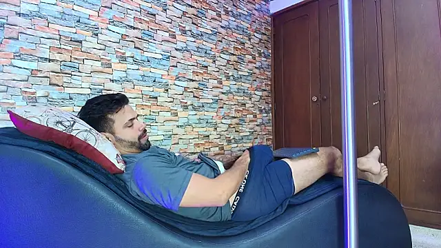 Snapshot of max_ashley_mds chatting on February 20, 2026, 1:44 pm max ashley mds online show from February 20, 2026, 1:44 pm